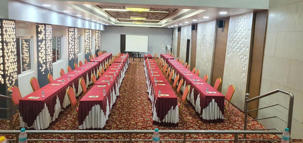 Lee-Benz Ark Hotel Kumbakonam Luaran gambar